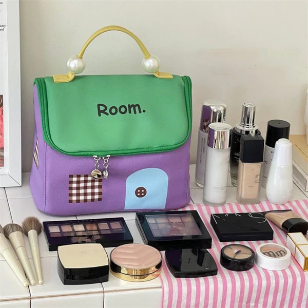 Make up Bag Cute Little House Design